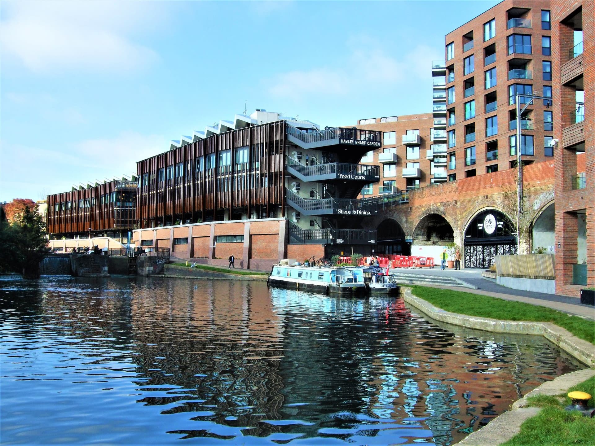 Hawley Wharf by the Regents Canal in Camden -
