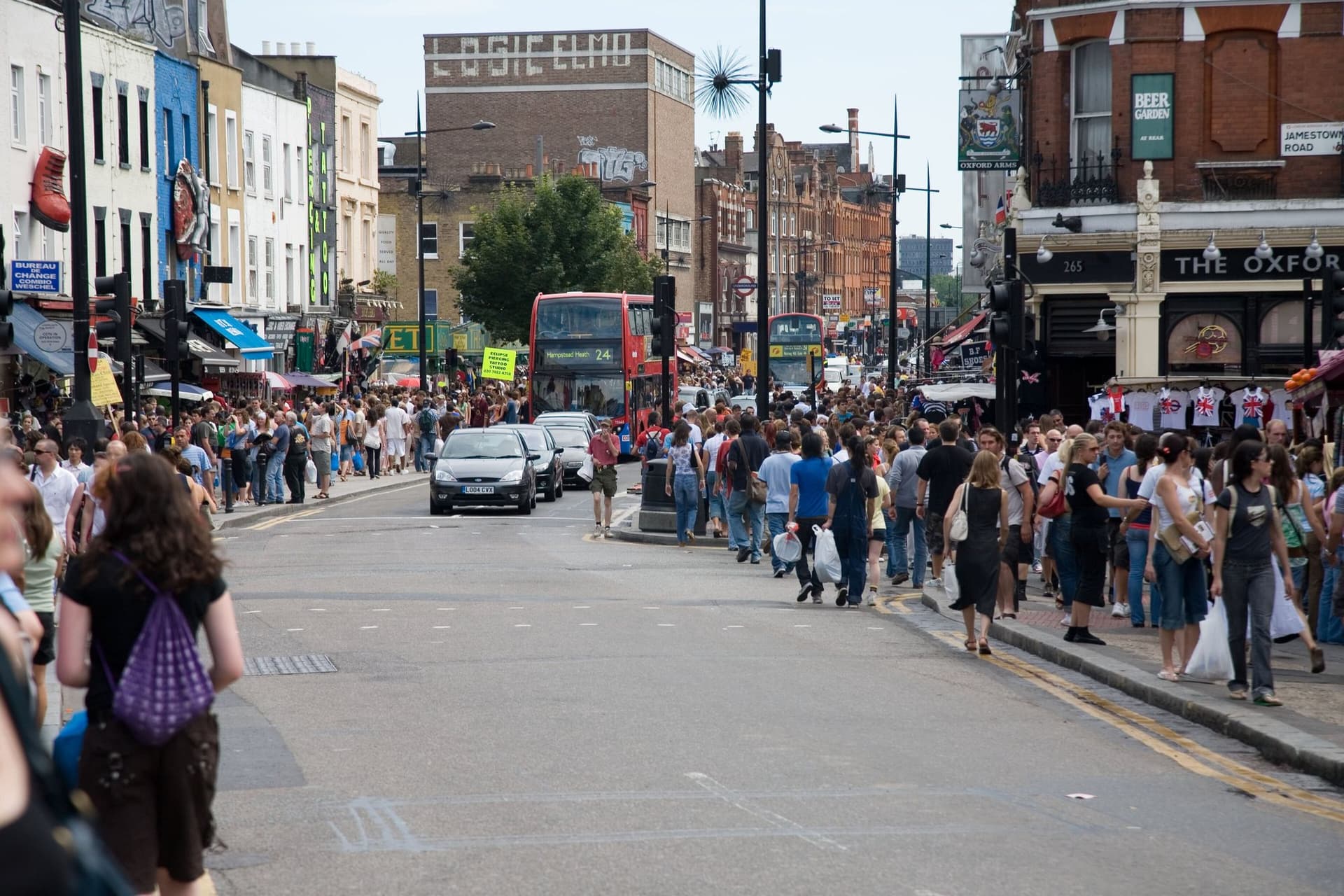 Camden Town - Camden High St - July 2006